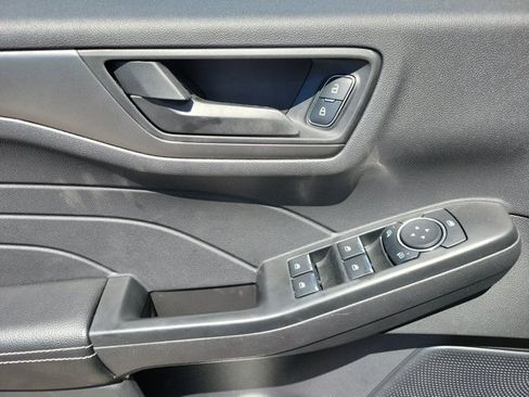 Used 2025 Ford Escape Active w/ Tech Pack #1 FWD image 7