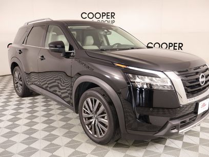 Used 2024 Nissan Pathfinder SL w/ SL Premium Package