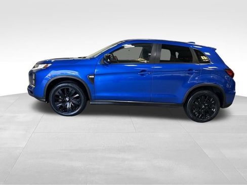 Used 2022 Mitsubishi Outlander Sport LE image 3