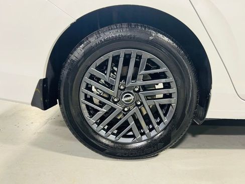 New 2026 Nissan Sentra SV w/ SV Convenience Package image 9