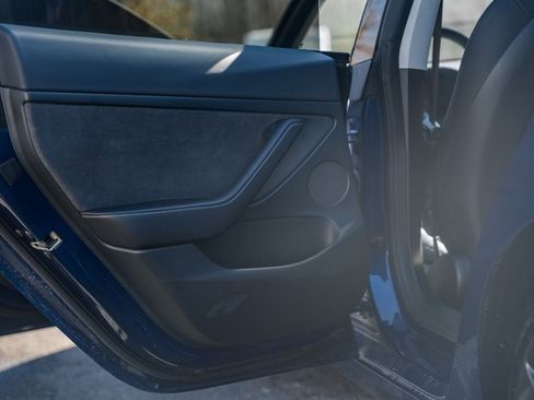 Used 2023 Tesla Model 3 Performance image 42