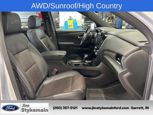 Used 2022 Chevrolet Traverse High Country AWD/4WD image 49
