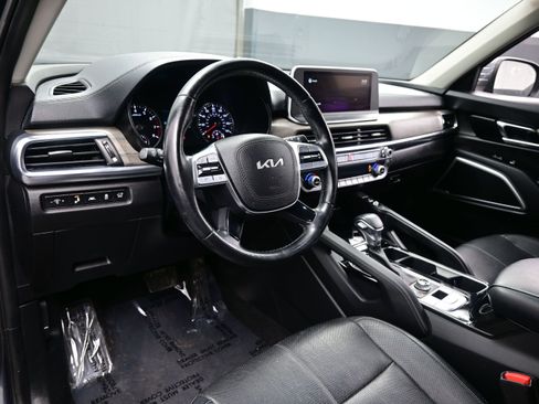 Used 2022 Kia Telluride EX w/ EX Premium Package AWD/4WD image 13