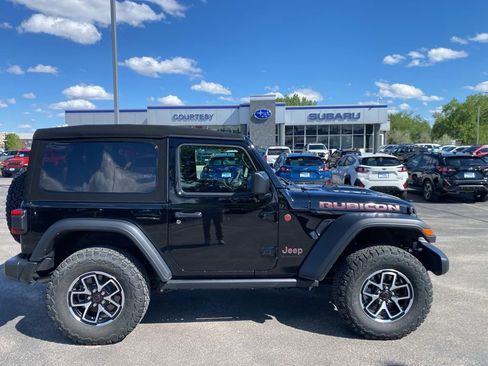 Used 2024 Jeep Wrangler Rubicon AWD/4WD image 1