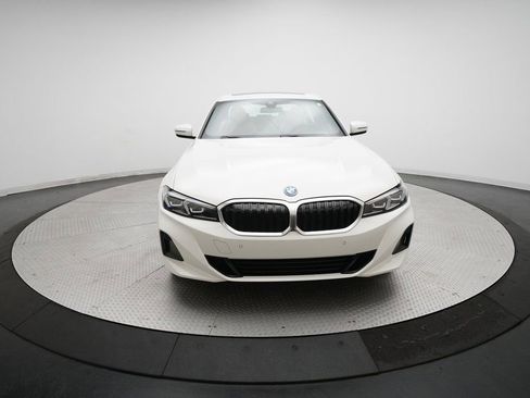 Used 2023 BMW 330e xDrive w/ Driving Assistance Package AWD/4WD image 11