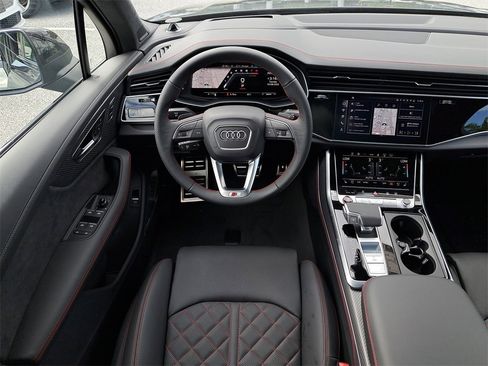 New 2026 Audi SQ7 Prestige image 22