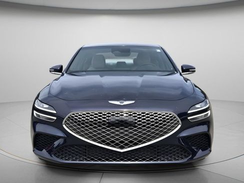 Used 2023 Genesis G70 2.0T RWD image 5