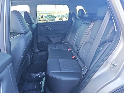 New 2026 Nissan Rogue Platinum w/ Platinum Premium Package AWD/4WD image 11