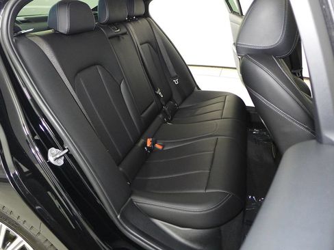 Certified 2023 BMW 330i Sedan RWD image 20