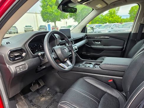 Used 2025 Honda Pilot Elite image 20
