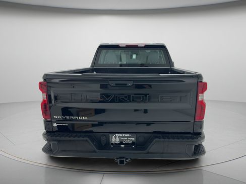 Used 2024 Chevrolet Silverado 1500 W/T AWD/4WD image 4