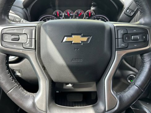 Used 2021 Chevrolet Silverado 1500 LTZ w/ LTZ Convenience Package II RWD image 9