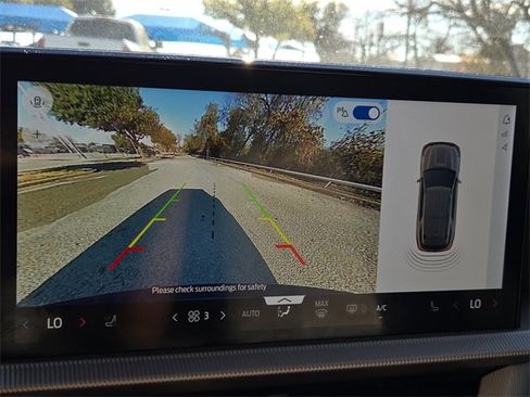 New 2025 Ford Explorer Active w/ Active Comfort Package image 22