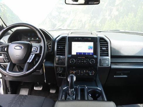 Used 2019 Ford F150 XLT w/ Equipment Group 302A Luxury AWD/4WD image 18
