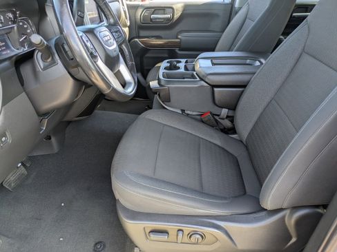Used 2022 GMC Sierra 1500 SLE w/ X31 Off-Road Package image 16