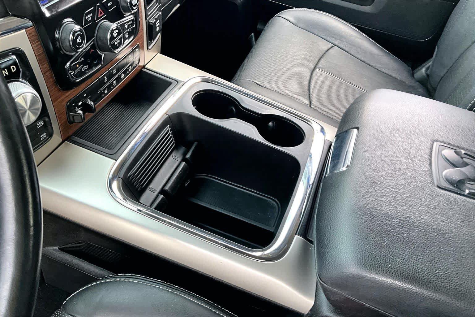Used 2018 RAM 1500 Laramie w/ Convenience Group AWD/4WD image 17