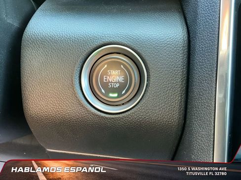 Certified 2025 GMC Acadia Elevation image 18