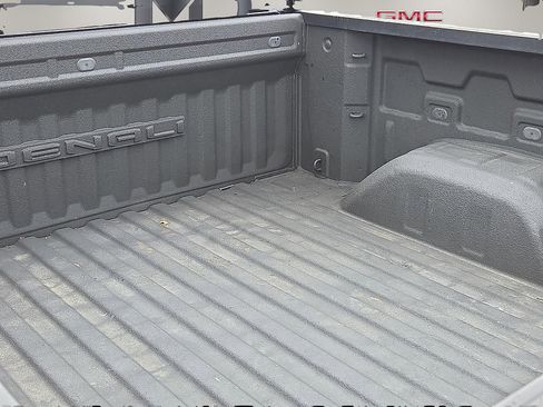 Used 2021 GMC Sierra 1500 Denali w/ Technology Package image 9