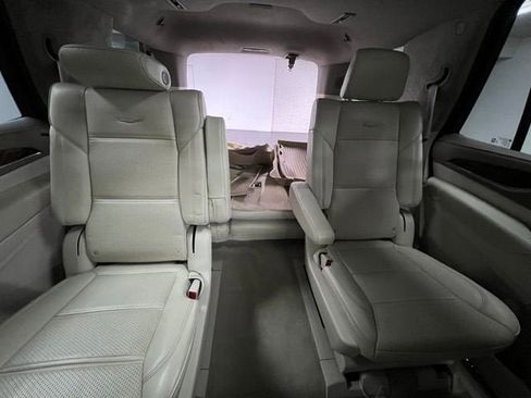 Certified 2024 Cadillac Escalade Sport Platinum w/ LPO, ONYX Package AWD/4WD image 18