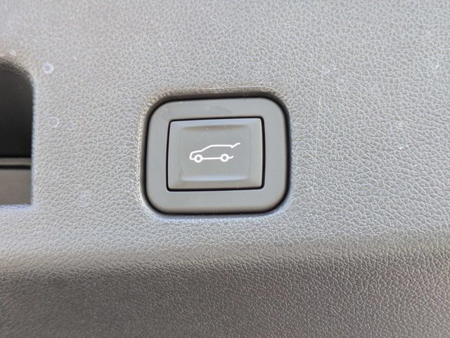 Used 2026 GMC Acadia Elevation w/ LPO, Floor Liner Package FWD image 15