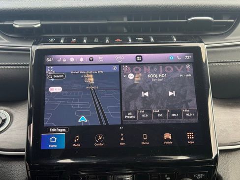 Used 2023 Jeep Grand Cherokee L Limited image 18