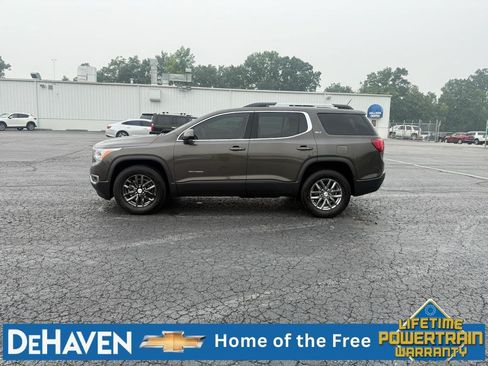 Used 2019 GMC Acadia SLT w/ LPO, Floor Liner Package FWD image 3