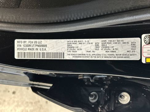 Used 2023 RAM 1500 Laramie AWD/4WD image 12