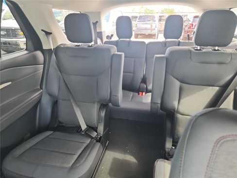 New 2026 Ford Explorer Active image 15