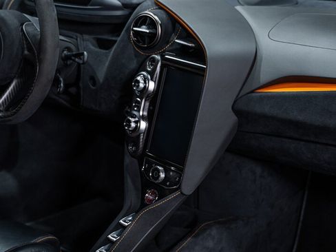 Used 2019 McLaren 720S Performance RWD image 50