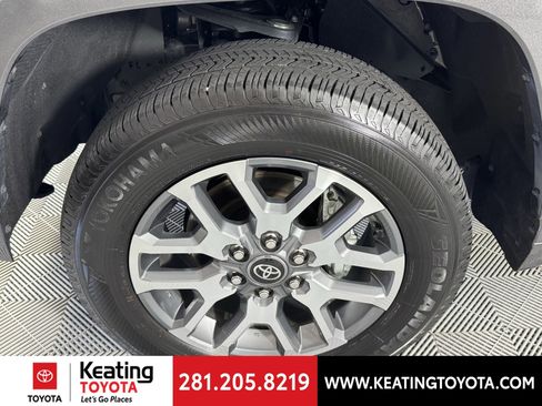 Certified 2025 Toyota Tundra 1794 Edition image 32