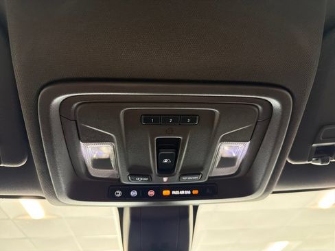 Used 2020 Chevrolet Silverado 2500 LTZ w/ LTZ Plus Package AWD/4WD image 16