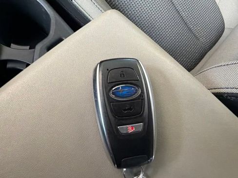 Used 2025 Subaru Forester Premium w/ Convenience Package #1 AWD/4WD image 38