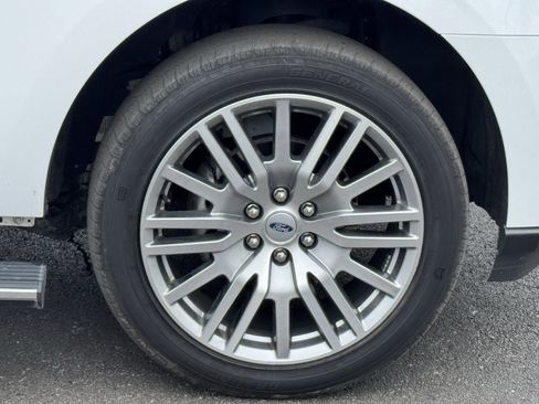 Used 2024 Ford Expedition Max Limited image 19