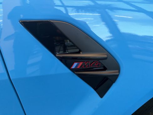 Used 2025 BMW M4 CS AWD/4WD image 35