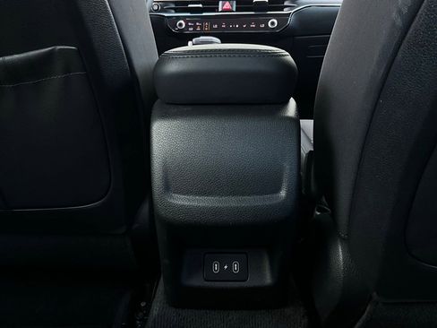 Used 2025 Kia K5 LXS image 12