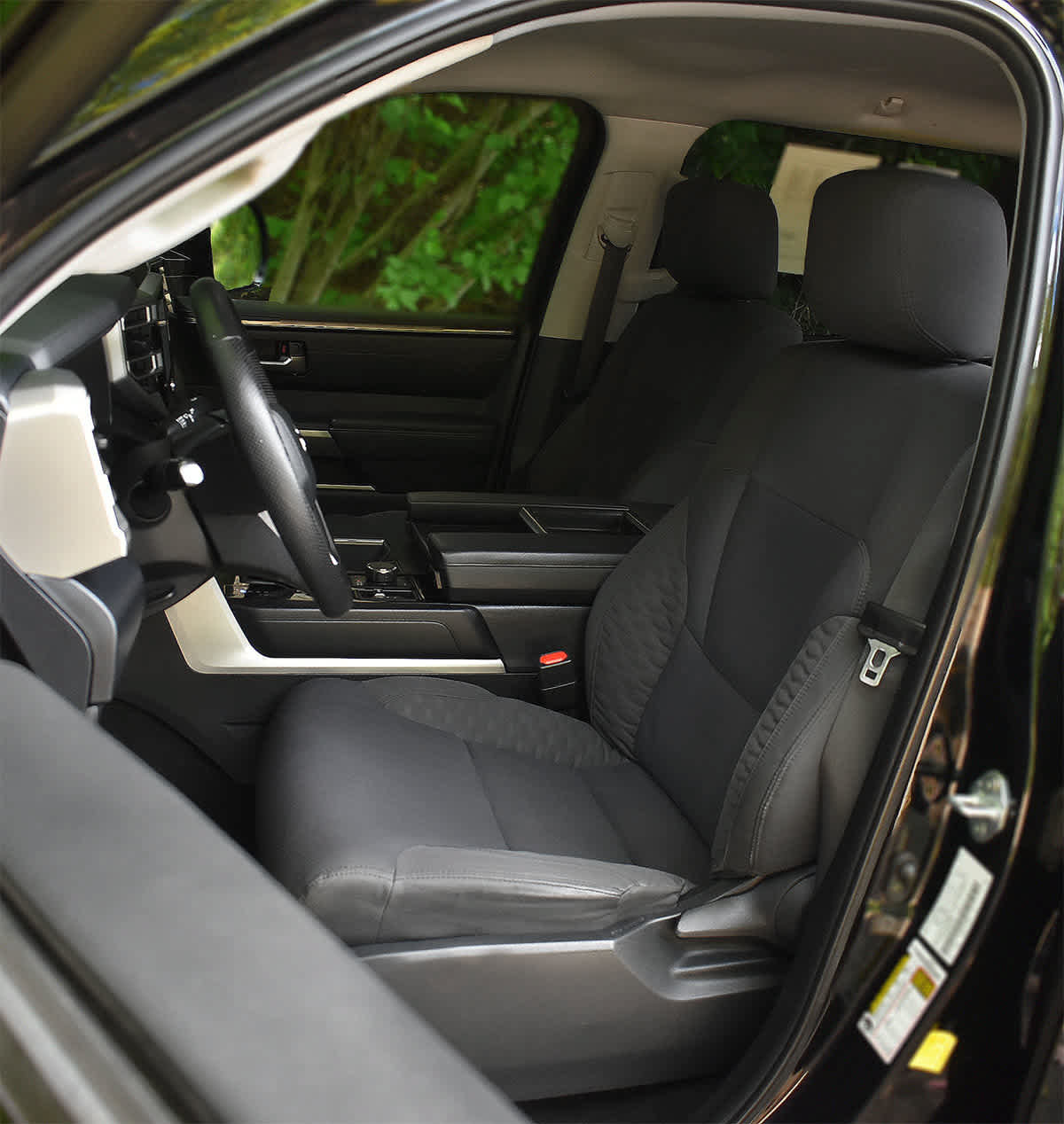 Used 2022 Toyota Tundra SR5 AWD/4WD image 9