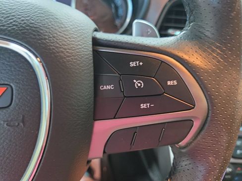 Used 2019 Dodge Challenger R/T RWD image 28