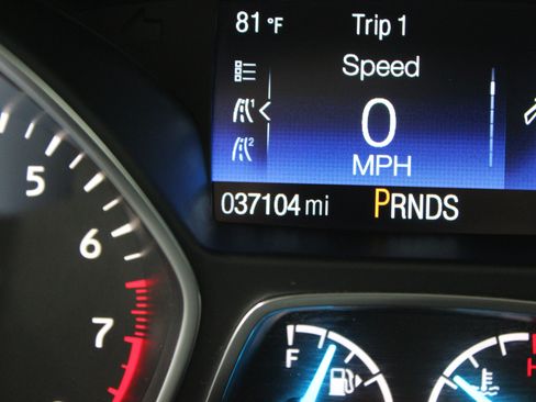 Used 2019 Ford Escape SE FWD image 21