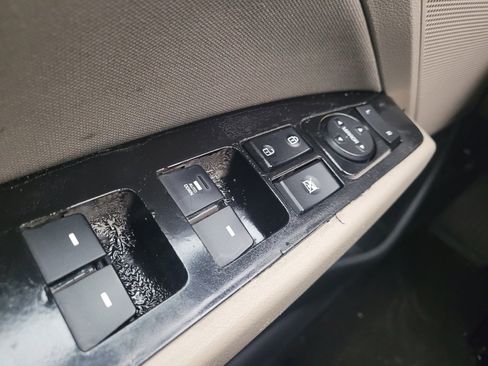 Used 2019 Hyundai Elantra SEL FWD image 27