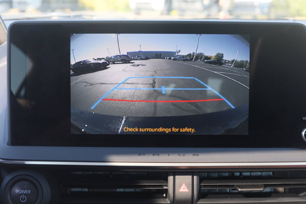 Used 2024 Toyota Prius Prime FWD image 15