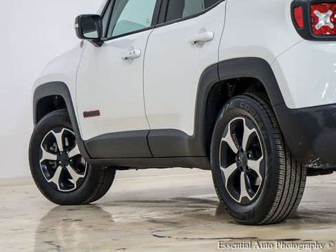 Used 2019 Jeep Renegade Trailhawk w/ Cold Weather Group II AWD/4WD image 11