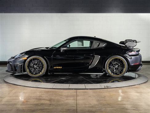 Used 2025 Porsche 718 Cayman GT4 RS RWD image 2