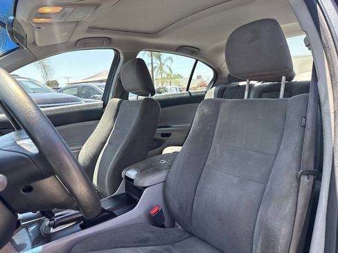 Used 2010 Honda Accord EX image 8
