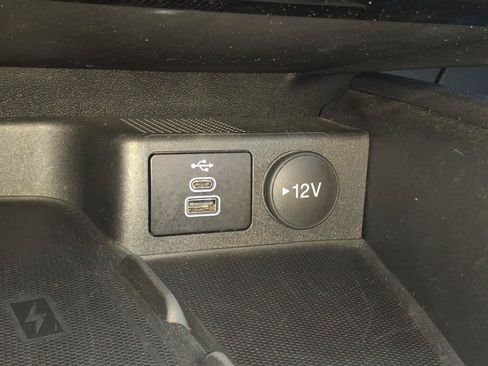 Used 2024 Ford Escape Platinum AWD/4WD image 19