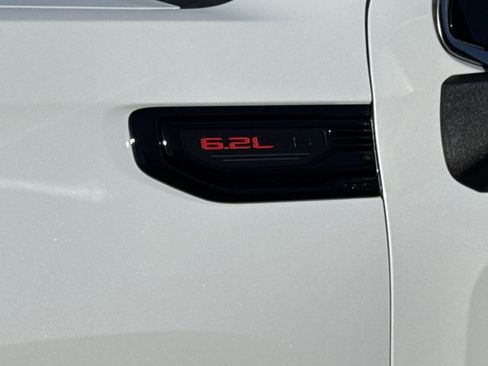 New 2026 GMC Sierra 1500 Denali AWD/4WD image 17