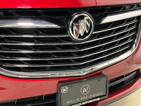 Used 2024 Buick Enclave Essence image 29