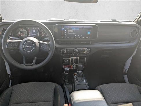 Used 2026 Jeep Gladiator Mojave AWD/4WD image 15