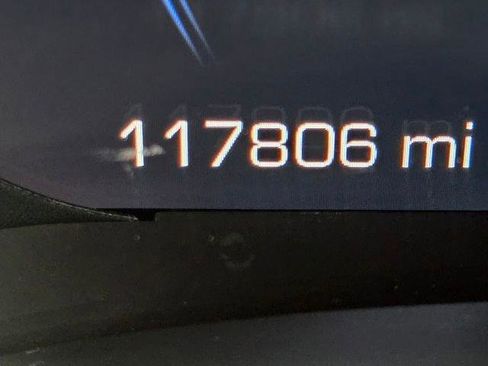 Used 2018 Cadillac Escalade ESV Platinum image 22