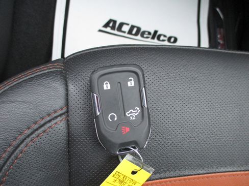 Used 2021 GMC Sierra 1500 AT4 w/ AT4 Premium Package image 34