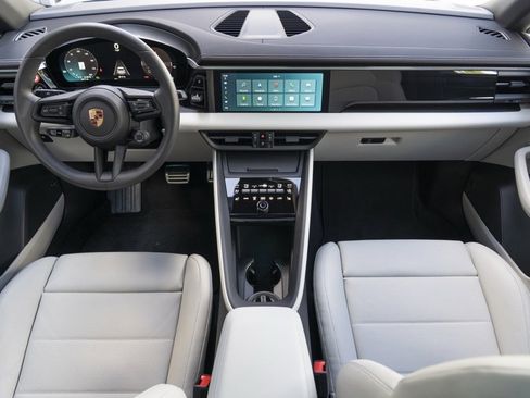 Used 2025 Porsche Macan 4S Electric image 2